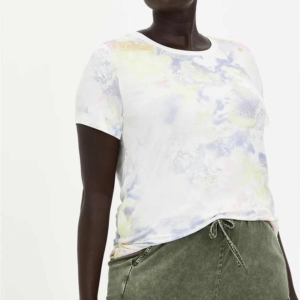 Torrid Size 1X 14-16 Perfect Tee - Super Soft Tie Dye With Stars Print NWOT